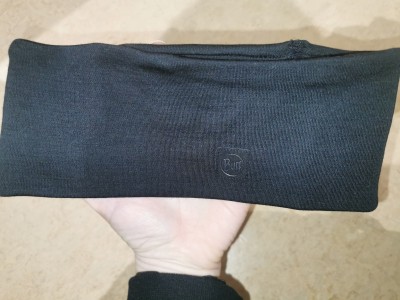 Immagine 1 di Mélanie su Buff - Merino Wide Headband - Fascia sportiva per la fronte
