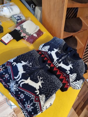 Immagine 1 di Sergej su Dale of Norway - Women's Dale Christmas Sweater - Pullover in lana merino