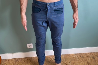 Immagine 1 di Adrien su E9 - Rondo Artrock - Pantaloni da arrampicata