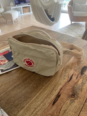 Immagine 1 di Corinne su Fjällräven - Kånken Hip Pack - Marsupio