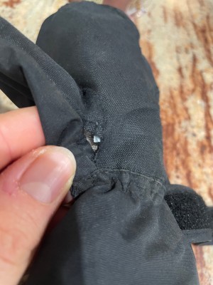 Immagine 1 di Jessica su Heber Peak - Kids PinusHe. Mittens - Guanti