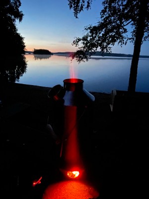 Immagine 1 di Christopher su Kelly Kettle - Base Camp Kettle - Fornelli a combustibile solido