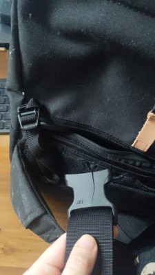 Immagine 1 di Nadezda su MeroMero - Piha Bag 4-6 - Marsupio