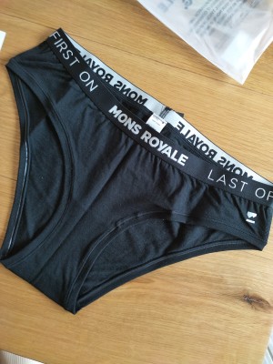 Immagine 1 di Angela su Mons Royale - Women's Folo Brief - Intimo lana merinos