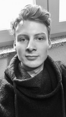 Immagine 1 di Tobias su Mufflon - Lucca - Pullover in lana merino