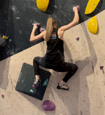 Immagine 1 di Louisa su Ocun - Pearl  LU - Scarpette da arrampicata