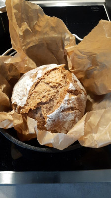 Immagine 1 di Jana su Petromax - Feuertopf - Pentola