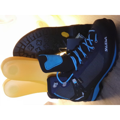 Immagine 1 di Nicole su Salewa - Women's Crow GTX - Scarponi da montagna