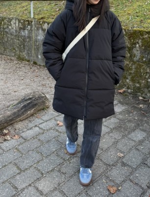 Immagine 1 di Svenja su Selfhood - Women's Hip-length Puffer - Parka