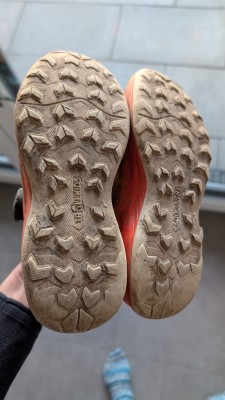 Immagine 1 di Julia su Trollkids - Kid's Trollfjord Hiker Low XT - Scarpe sportive